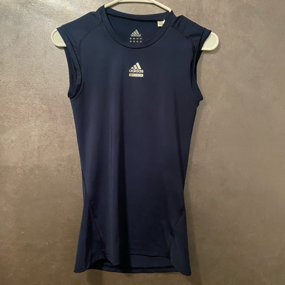 adidas techfit compression tank top small
